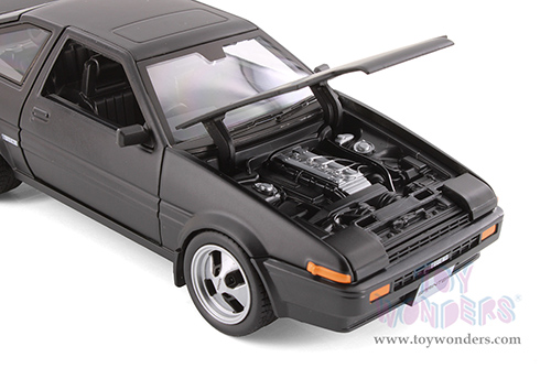 Showcasts® Collectibles - Toyota Sprinter Trueno AE86 (1/24 scale die cast model car, Asstd.) 37916 MAP: $19.99
