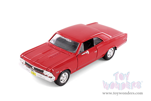 Showcasts® Collectibles - Chevrolet® Chevelle® SS™ 396 Hardtop (1966, 1/24 scale diecast model car, Asstd.) 37960/2 MAP: $19.99