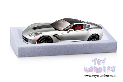 Maisto Exclusive - Corvette Stingray Z51 Hardtop (2014, 1/18 scale diecast model car, Silver) 38132SV/6