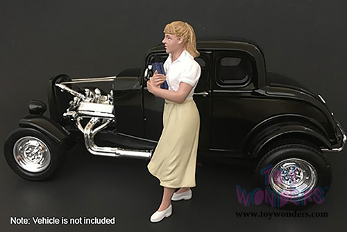 American Diorama Figurine - 50's Style Figure VIII (1/24  scale, White/Beige) 38258