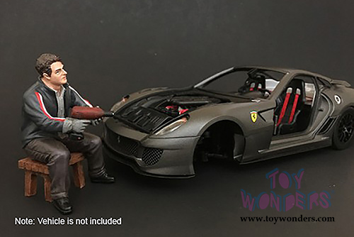 American Diorama Figurine - The Chop Shop Mr. Lugnut Figure (1/18  scale, Black/Blue) 38162