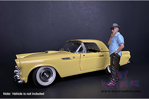 American Diorama Figurine - Weekend Car Show Figure I (1/24  scale, Brown/Blue) 38309