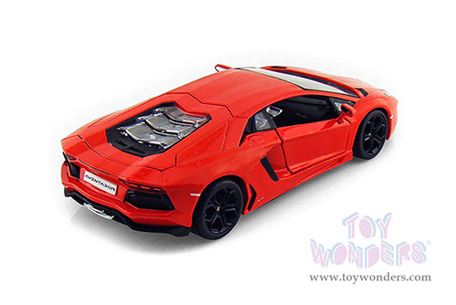 Showcasts® Collectibles - Lamborghini Aventador LP700-4 Coupé (1/24 scale diecast model car, Orange)  38210OR MAP: $22.99