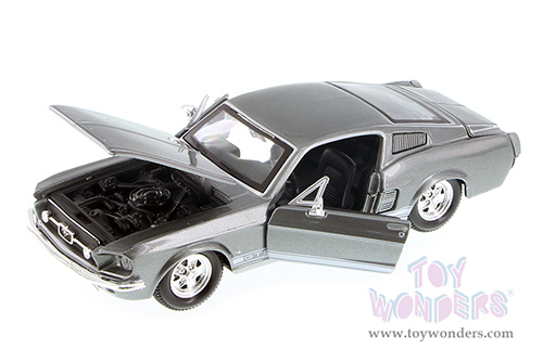 Showcasts® Collectibles - Ford Mustang GT-500 Hardtop (1967, 1/24 scale diecast model car, Gray) 38260GY MAP: $22.99