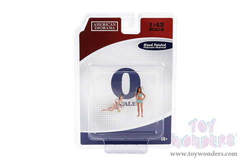 American Diorama Figurine - Car Wash Girls set 1 (Dorothy and Barbara)(2 pc. set, 1/43 scale diecast metal, Asstd.) 38355