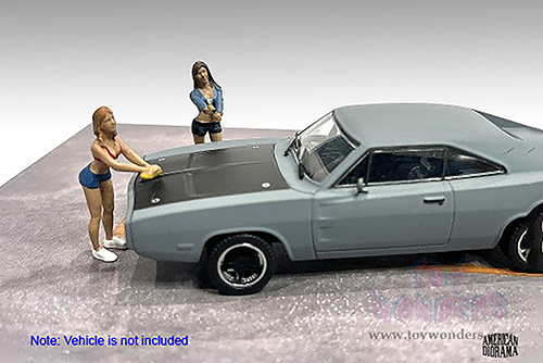 American Diorama Figurine - Car Wash Girls set 2 (Jessica and Jennifer)(2 pc. set, 1/43 scale diecast metal, Asstd.) 38356