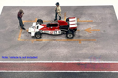 American Diorama Figurine - Race Day Metal Figures Set 3 (1/43 scale, Asstd.) 38361