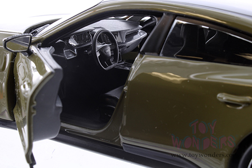 Showcasts® Collectibles - Audi RS e-tron GT (2022, 1/25 scale diecast model car, Green) 38907GN MAP: $22.99