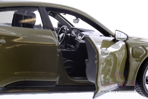 Showcasts® Collectibles - Audi RS e-tron GT (2022, 1/25 scale diecast model car, Green) 38907GN MAP: $22.99