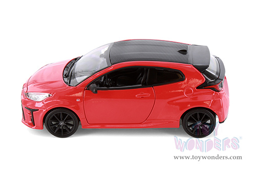 Showcasts® Collectibles - Toyota GR Yaris (2021, 1/24 scale die cast model car, Red) 38909R MAP: $22.99