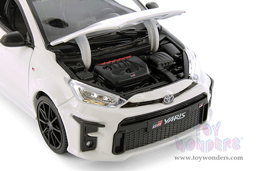 Showcasts® Collectibles - Toyota GR Yaris (2021, 1/24 scale die cast model car, White) 38909WT MAP: $22.99