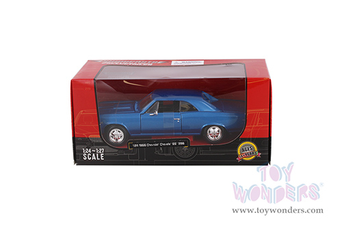 Showcasts® Collectibles - Chevrolet® Chevelle™ SS™ 396 Hardtop (1966, 1/24 scale diecast model car, Blue) 38960BU MAP: $22.99