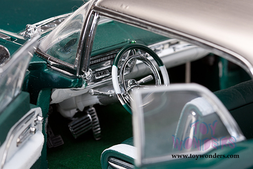 Sun Star USA - Cadillac Eldorado Brougham Hard Top (1957, 1/18 scale diecast model car, Plantation Green) 4009