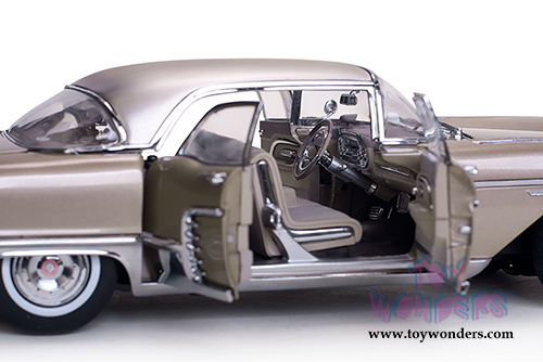 Sun Star USA - Cadillac Eldorado Brougham Hard Top (1957, 1/18 scale diecast model car, Kenya Beige) 4013BE