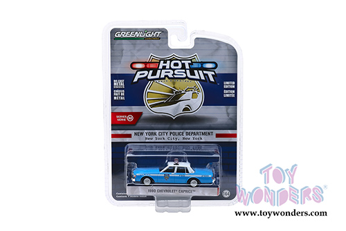 Greenlight - Hot Pursuit Series 32 (1/64 scale diecast model car, Asstd.) 42890/48