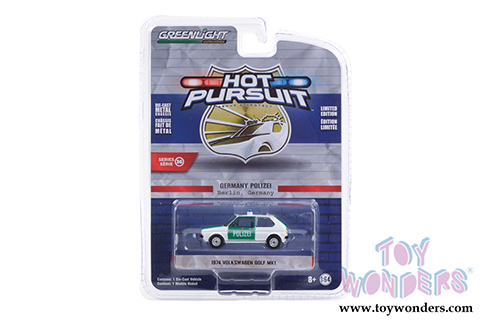 Greenlight - Hot Pursuit Series 36 (1/64 scale diecast model car, Asstd.) 42930/48