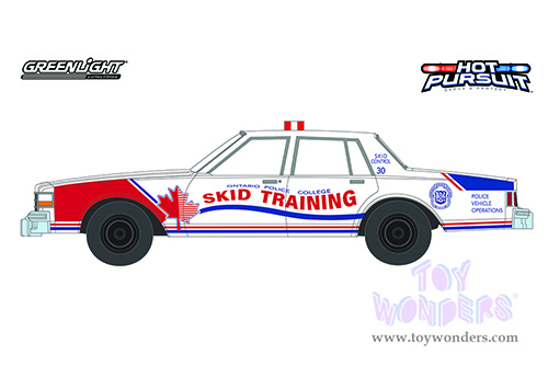 Greenlight - Hot Pursuit Series 39 | Chevrolet® Caprice Skid Training Car "Ontario Police College" (Canada) (1987, 1/64 scale diecast model car, White) 42970B/48