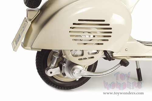 New Ray - Vespa 150 VL 1T Scooter (1955, 1/6 scale diecast model bike, Beige) 49273