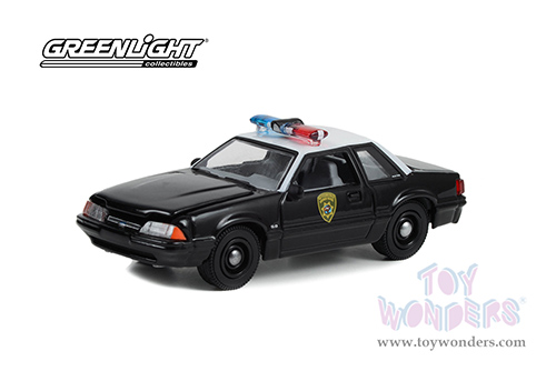 Greenlight - Hot Pursuit Series 43 (1/64 scale diecast model car, Asstd.) 43010/48