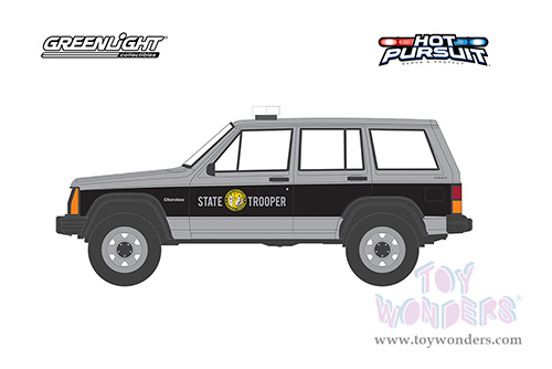 Greenlight - Hot Pursuit Series 43 | Jeep&reg; Cherokee "North Carolina Highway Patrol State Trooper" (1995, 1/64 scale diecast model car, Black and Silver Metallic) 43010D/48