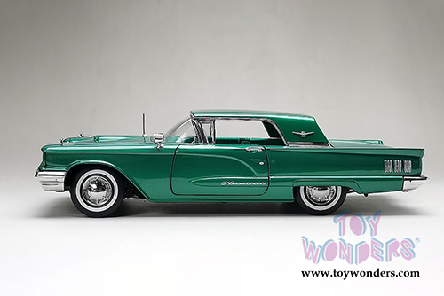 Sun Star USA - Ford Thunderbird Hardtop (1960, 1/18 scale diecast model car, Briarcliffe Green) 4309