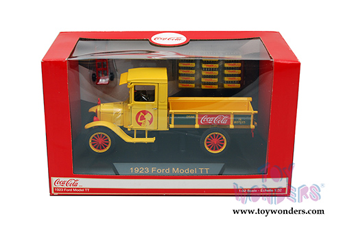 Motor City Coca-Cola - Ford Model TT Pickup (1923, 1/32 scale diecast model car,  Yellow) 442453/24