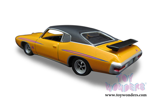Greenlight Hollywood Dazed and Confused - Kevin's Pontiac GTO Judge (1970, 1/64 scale diecast model car, Orange) 44620B