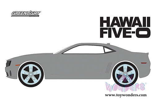 Greenlight - Hollywood Series 17 | Hawaii Five-0 Chevrolet&reg; Camaro&reg; (2010, 1/64 scale diecast model car, Gray) 44770F/48