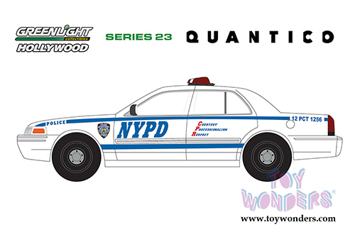 Greenlight - Hollywood Series 23 | Quantico (TV Series, 2015-18) Ford Crown Victoria Police Interceptor New York Police Department (NYPD) (2003, 1/64 scale diecast model car, White) 44830F/48