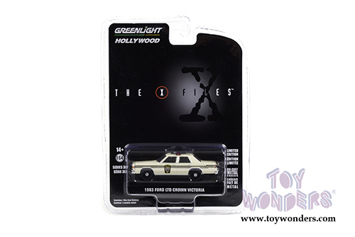 Greenlight - Hollywood Series 30 | The X-Files Ford LTD Crown Victoria Ardis MD Police (1983, 1/64 scale diecast model car, Cream) 44900C/48
