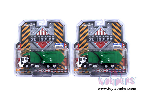 Greenlight - S.D. Trucks Series 6 | Mack&reg; LR Refuse Truck (2019, 1/64 scale diecast model car, White/Green) 45060C/48