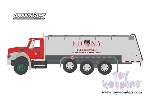 Greenlight - S.D. Trucks Series 11 | International® WorkStar® Tanker Truck FDNY Fire Department City of New York - Ultra Low Sulphur Diesel (2018, 1/64 scale diecast model car, Red/Silver) 45110A/48