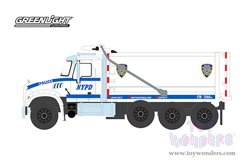 Greenlight - S.D. Trucks Series 16 | Mack&reg; Granite Dump Truck "NYPD (New York City Police Dept)" (2019, 1/64 scale diecast model car, White) 45160B/48