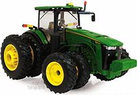 Show product details for Tomy ERTL Prestige John Deere - 8360R Farm Tractor (1/32 scale diecast model car, Green) 45269