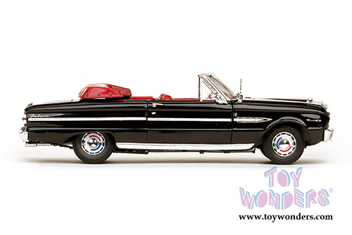 Sun Star USA - Ford Falcon Open Convertible (1963, 1/18 scale diecast model car, Raven Black) 4533BK