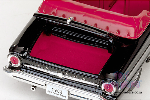 Sun Star USA - Ford Falcon Open Convertible (1963, 1/18 scale diecast model car, Raven Black) 4533BK