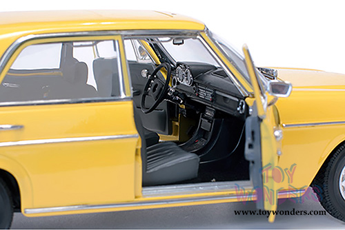 Sun Star Platinum - Mercedes-Benz Strich 8 Saloon (1968, 1/18 scale diecast model car, Sahara Yellow) 4572