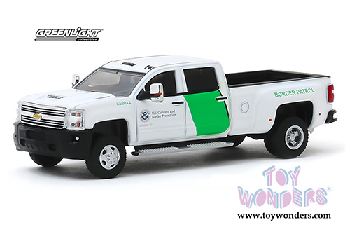 Greenlight - Dually Drivers Series 3 (1/64 scale diecast model car, Asstd.) 46030/48