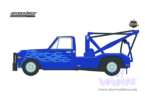 Greenlight - Dually Drivers Series 8 | Chevrolet&reg; C-30 Dually Wrecker Tow Truck (1969, 1/64 scale diecast model car, Blue Metallic with Flames) 46080A/48
