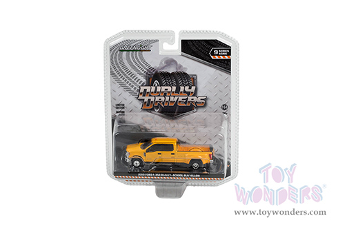 Greenlight - Dually Drivers Series 9 (1/64 scale diecast model car, Asstd.) 46090/48