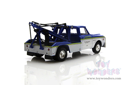 Greenlight - Dually Drivers Series 10 | Chevrolet® C-30 Dually Wrecker Truck - Goodyear Tire Testing Division (1972, 1/64 scale diecast model car, White and Blue with Yellow Stripes) 46100B/48