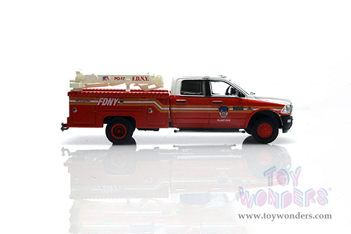 Greenlight - Dually Drivers Series 10 | Ram 3500 Dually Crane Truck - FDNY (Fire Department of the City of New York) Plant Ops (2018, 1/64 scale diecast model car, Red and White with Stripes) 46100D/48