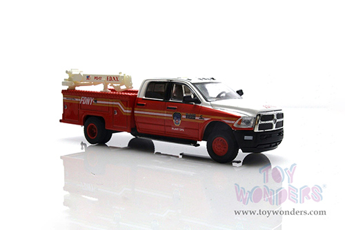 Greenlight - Dually Drivers Series 10 | Ram 3500 Dually Crane Truck - FDNY (Fire Department of the City of New York) Plant Ops (2018, 1/64 scale diecast model car, Red and White with Stripes) 46100D/48