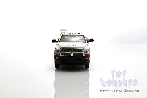 Greenlight - Dually Drivers Series 10 | Ram 3500 Dually Crane Truck - FDNY (Fire Department of the City of New York) Plant Ops (2018, 1/64 scale diecast model car, Red and White with Stripes) 46100D/48