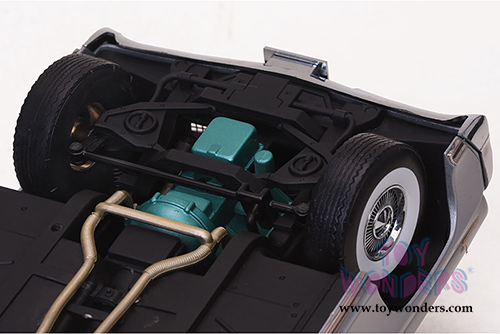 Sun Star Platinum - Lincoln Continental MK III Open Convertible (1958, 1/18 scale diecast model car, Silver Gray) 4706