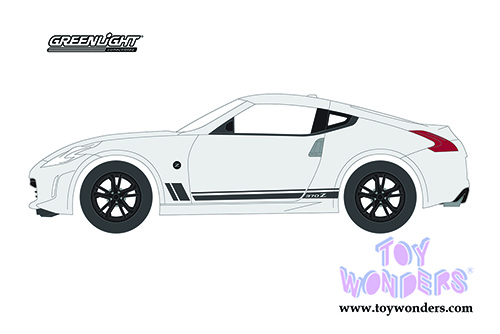Greenlight - Tokyo Torque Series 9 | Nissan 370Z Heritage Edition (2019, 1/64 scale diecast model car, Pearl White/Black) 47070F/48
