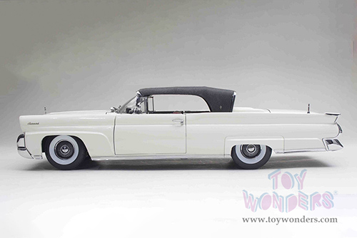 Sun Star Platinum - Lincoln Continental MKIII Close Convertible (1958, 1/18 scale diecast model car, Starmist White) 4709