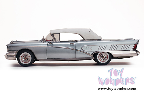 Sun Star Platinum - Buick&reg; Limited Closed Convertible (1958 1/18 scale diecast model car, Silver Mist) 4816