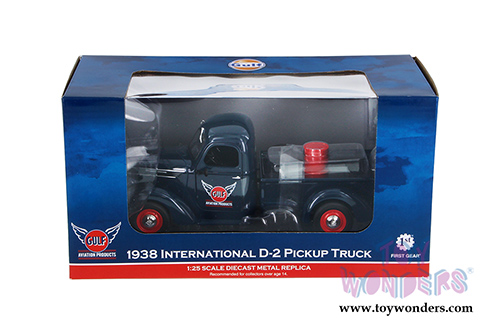 First Gear - GULF Aviation Products -  International&reg; D-2 Pickup Truck (1938, 1/25 scale diecast model car, Dark Blue) 49-0312