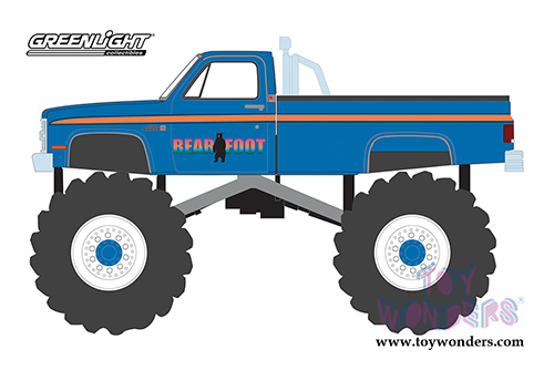 Greenlight - Kings of Crunch Series 6 | GMC High Sierra 2500 Monster Truck - Bear Foot (1985, 1/64 scale diecast model car, Blue) 49060C/48
